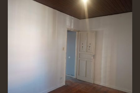 Quarto de casa para alugar com 2 quartos, 120m² em Vila Santo Estefano, São Paulo