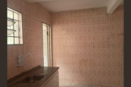 Cozinha de casa para alugar com 2 quartos, 120m² em Vila Santo Estefano, São Paulo