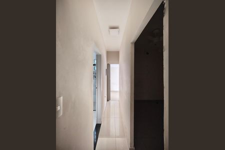 Corredor - Quartos de casa para alugar com 2 quartos, 70m² em Vila Medeiros, São Paulo