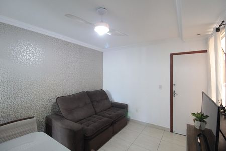 Sala de apartamento para alugar com 2 quartos, 42m² em São Francisco, Belo Horizonte