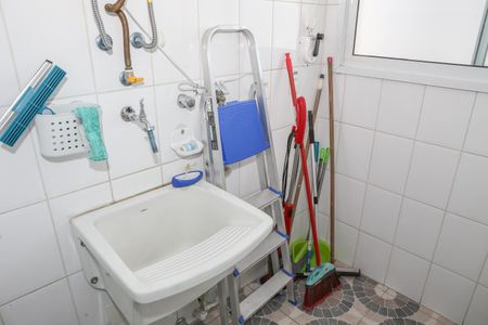 Apartamento à venda com 56m², 2 quartos e 1 vagaCozinha e Área de Serviço