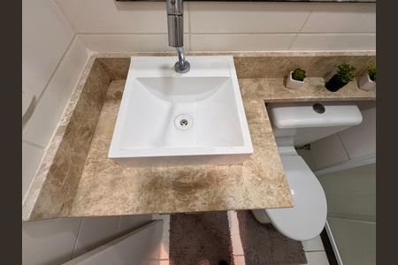 Banheiro Social de apartamento para alugar com 2 quartos, 50m² em Vargem Grande, Rio de Janeiro