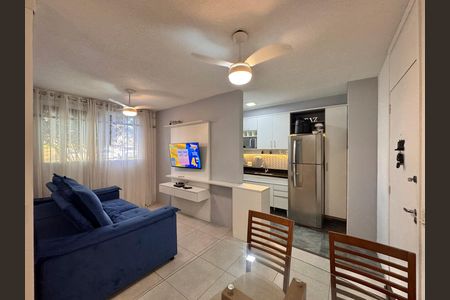 Sala de apartamento para alugar com 2 quartos, 50m² em Vargem Grande, Rio de Janeiro