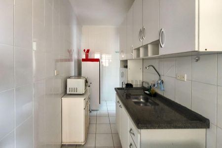 Cozinha  de apartamento para alugar com 1 quarto, 50m² em Canto do Forte, Praia Grande