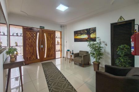 Hall de entrada de apartamento para alugar com 1 quarto, 50m² em Canto do Forte, Praia Grande