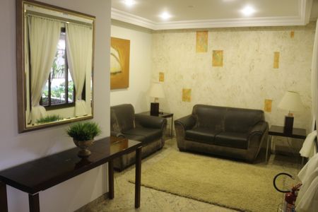 Apartamento à venda com 73m², 2 quartos e 1 vagaHall social