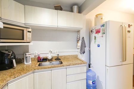 Cozinha de casa de condomínio para alugar com 2 quartos, 70m² em Estância Velha, Canoas