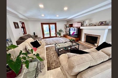 Casa à venda com 4 quartos, 619m² em Engordadouro, Jundiaí