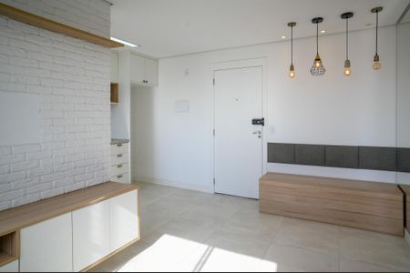 Apartamento para alugar com 2 quartos, 42m² em Jardim Santa Emilia, São Paulo