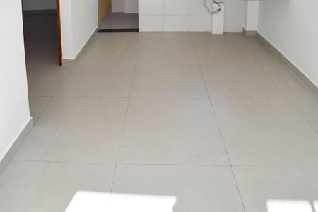Sala/Cozinha de apartamento para alugar com 2 quartos, 40m² em Chácara Seis de Outubro, São Paulo