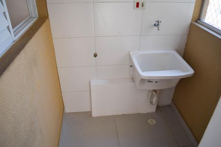 Área de Serviço de apartamento para alugar com 2 quartos, 40m² em Chácara Seis de Outubro, São Paulo