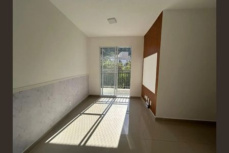 Sala de apartamento para alugar com 2 quartos, 44m² em Taquara, Rio de Janeiro