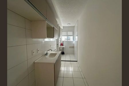 Cozinha de apartamento para alugar com 2 quartos, 44m² em Taquara, Rio de Janeiro