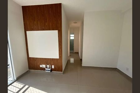 Sala de apartamento para alugar com 2 quartos, 44m² em Taquara, Rio de Janeiro