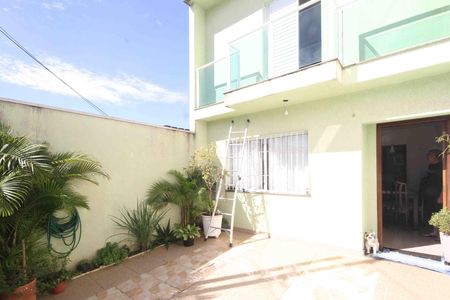 Casa à venda com 125m², 3 quartos e 2 vagas