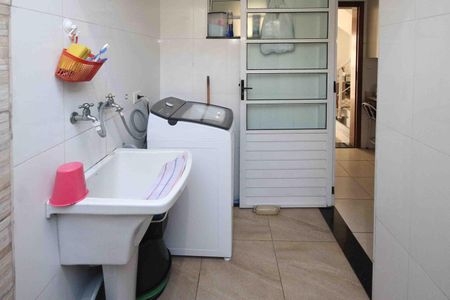 Casa à venda com 125m², 3 quartos e 2 vagas