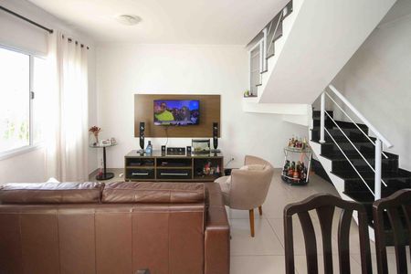 Casa à venda com 125m², 3 quartos e 2 vagas