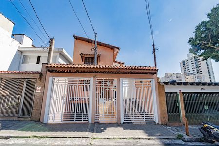 Fachada de casa para alugar com 3 quartos, 450m² em Vila Conde do Pinhal, São Paulo