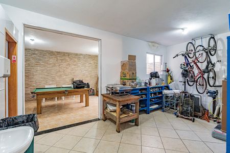 Garagem de casa para alugar com 3 quartos, 450m² em Vila Conde do Pinhal, São Paulo