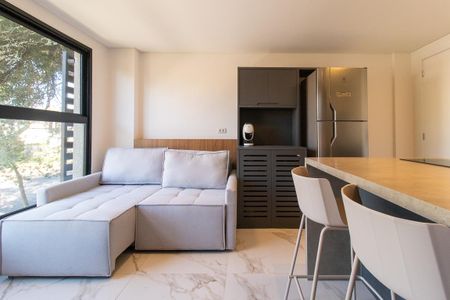 Sala/Cozinha de kitnet/studio à venda com 1 quarto, 27m² em Guabirotuba, Curitiba