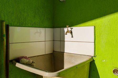 Casa para alugar com 80m², 2 quartos e 1 vaga Casa para alugar com 80m², 2 quartos e 1 vagaÁrea de Serviço