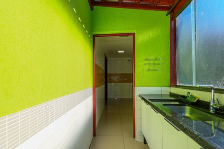 Casa para alugar com 80m², 2 quartos e 1 vaga Casa para alugar com 80m², 2 quartos e 1 vagaCozinha