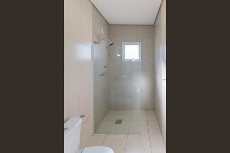 Casa de condomínio para alugar com 185m², 3 quartos e 1 vaga Casa de condomínio para alugar com 185m², 3 quartos e 1 vagaBanheiro da Suíte 3