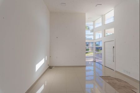 Casa de condomínio para alugar com 185m², 3 quartos e 1 vaga Casa de condomínio para alugar com 185m², 3 quartos e 1 vagaSala