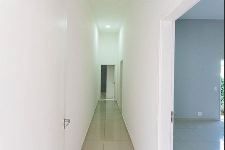 Corredor de casa de condomínio para alugar com 3 quartos, 185m² em Swiss Park, Campinas