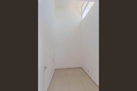 Casa de condomínio para alugar com 185m², 3 quartos e 1 vaga Casa de condomínio para alugar com 185m², 3 quartos e 1 vagaEscritório