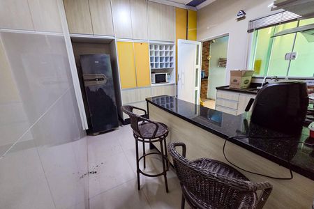 Casa para alugar com 180m², 3 quartos e 2 vagas Casa para alugar com 180m², 3 quartos e 2 vagasCozinha