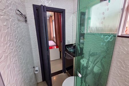Casa para alugar com 180m², 3 quartos e 2 vagas Casa para alugar com 180m², 3 quartos e 2 vagasBanheiro da Suíte 1