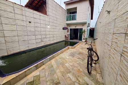 Casa para alugar com 180m², 3 quartos e 2 vagas Casa para alugar com 180m², 3 quartos e 2 vagasPiscina