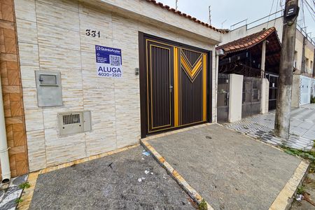 Casa para alugar com 180m², 3 quartos e 2 vagas Casa para alugar com 180m², 3 quartos e 2 vagasFachada