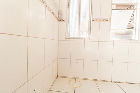 Área de Serviço de apartamento para alugar com 2 quartos, 45m² em Conjunto Habitacional Presidente Castelo Branco, Carapicuíba