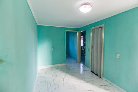 Sala  de apartamento para alugar com 2 quartos, 45m² em Conjunto Habitacional Presidente Castelo Branco, Carapicuíba