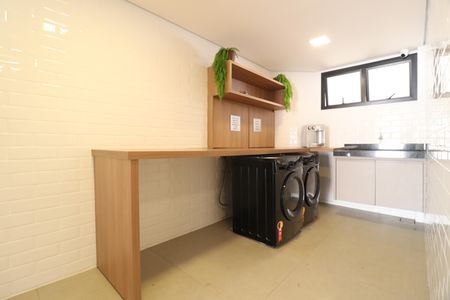 Área comum - Lavanderia de apartamento para alugar com 1 quarto, 28m² em Santa Mônica, Uberlândia