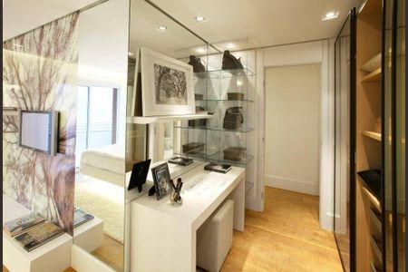 Apartamento para alugar com 150m², 3 quartos e 3 vagas Apartamento para alugar com 150m², 3 quartos e 3 vagasSuíte 2