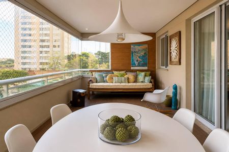 Apartamento para alugar com 150m², 3 quartos e 3 vagas Apartamento para alugar com 150m², 3 quartos e 3 vagasVaranda da sala