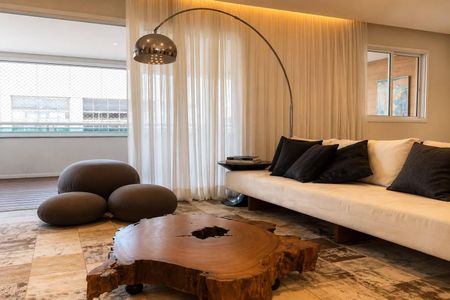 Apartamento para alugar com 150m², 3 quartos e 3 vagas Apartamento para alugar com 150m², 3 quartos e 3 vagasSala