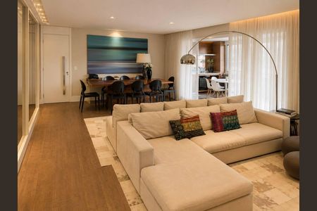Apartamento para alugar com 150m², 3 quartos e 3 vagas Apartamento para alugar com 150m², 3 quartos e 3 vagasSala