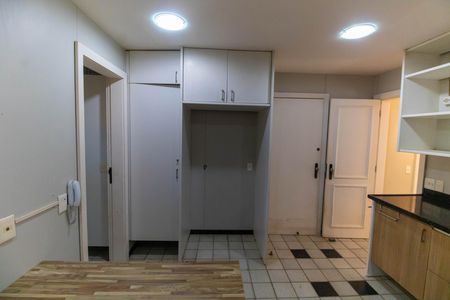 Casa para alugar com 257m², 3 quartos e 4 vagas Casa para alugar com 257m², 3 quartos e 4 vagasCozinha