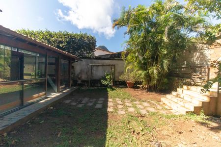 Casa para alugar com 257m², 3 quartos e 4 vagas Casa para alugar com 257m², 3 quartos e 4 vagasÁrea externa