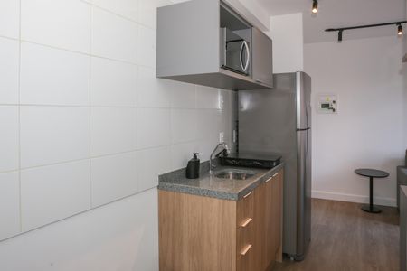 Apartamento à venda com 34m², 2 quartos e sem vaga Apartamento à venda com 34m², 2 quartos e sem vagaCozinha e Área de Serviço