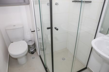 Banheiro de apartamento à venda com 2 quartos, 34m² em Barra Funda, São Paulo