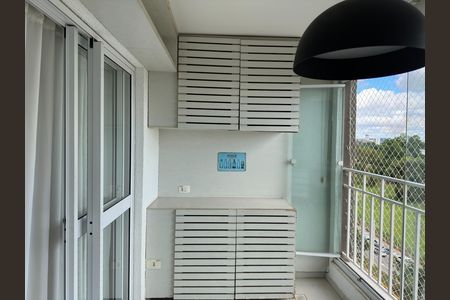Apartamento para alugar com 90m², 3 quartos e 2 vagas Apartamento para alugar com 90m², 3 quartos e 2 vagasVaranda