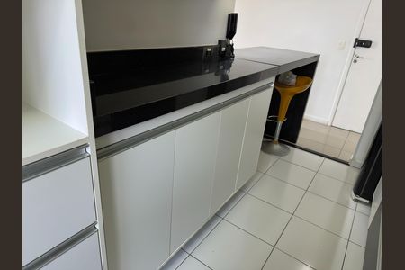 Apartamento para alugar com 90m², 3 quartos e 2 vagas Apartamento para alugar com 90m², 3 quartos e 2 vagasCozinha - Armários