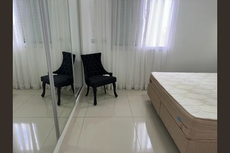 Apartamento para alugar com 90m², 3 quartos e 2 vagas Apartamento para alugar com 90m², 3 quartos e 2 vagasSuíte