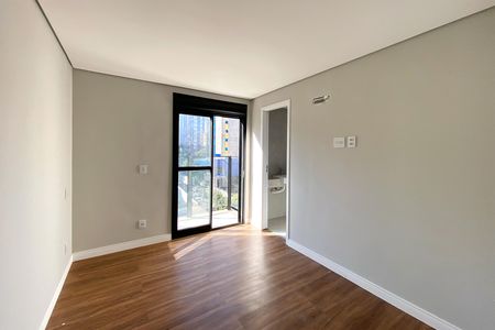 Apartamento à venda com 61m², 2 quartos e 2 vagas Apartamento à venda com 61m², 2 quartos e 2 vagasSuite