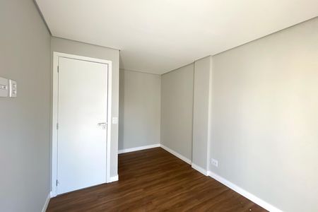 Apartamento à venda com 61m², 2 quartos e 2 vagas Apartamento à venda com 61m², 2 quartos e 2 vagasSuite